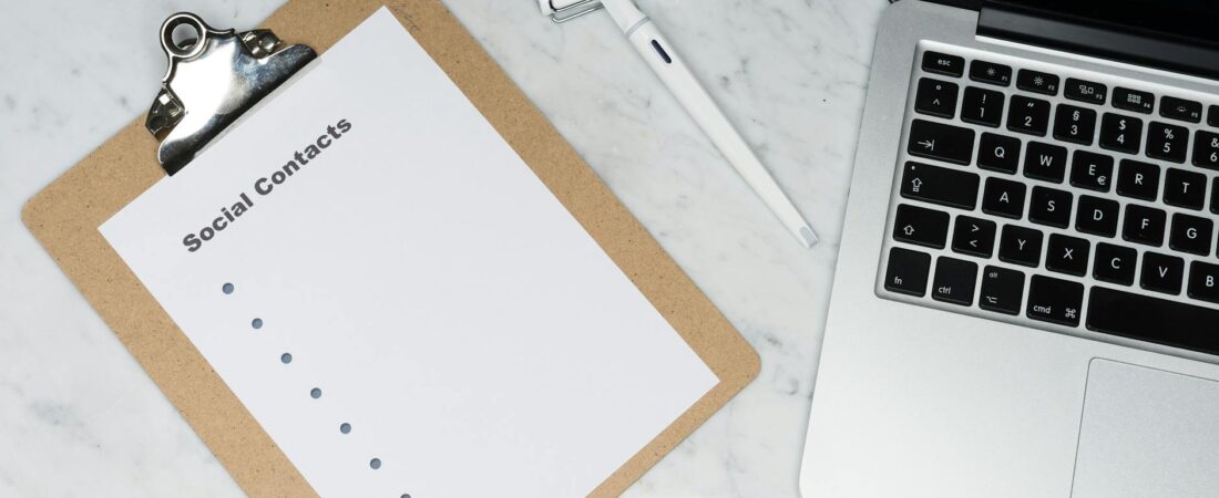 10 Prompts para automatizar redes sociales en tu empresa