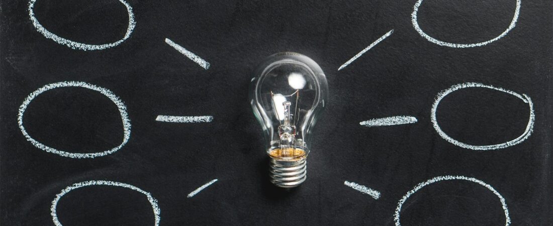 Ideas de negocio rentables con prompts: guía práctica
