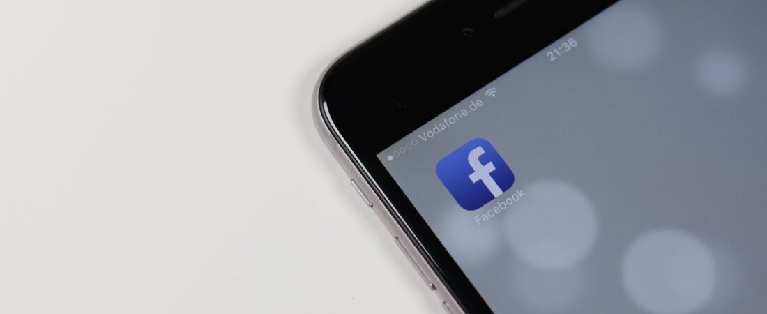 Crear anuncios de Facebook con IA: guía práctica