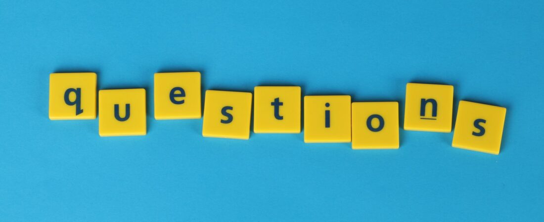 Crear FAQs de producto efectivas con prompts de IA