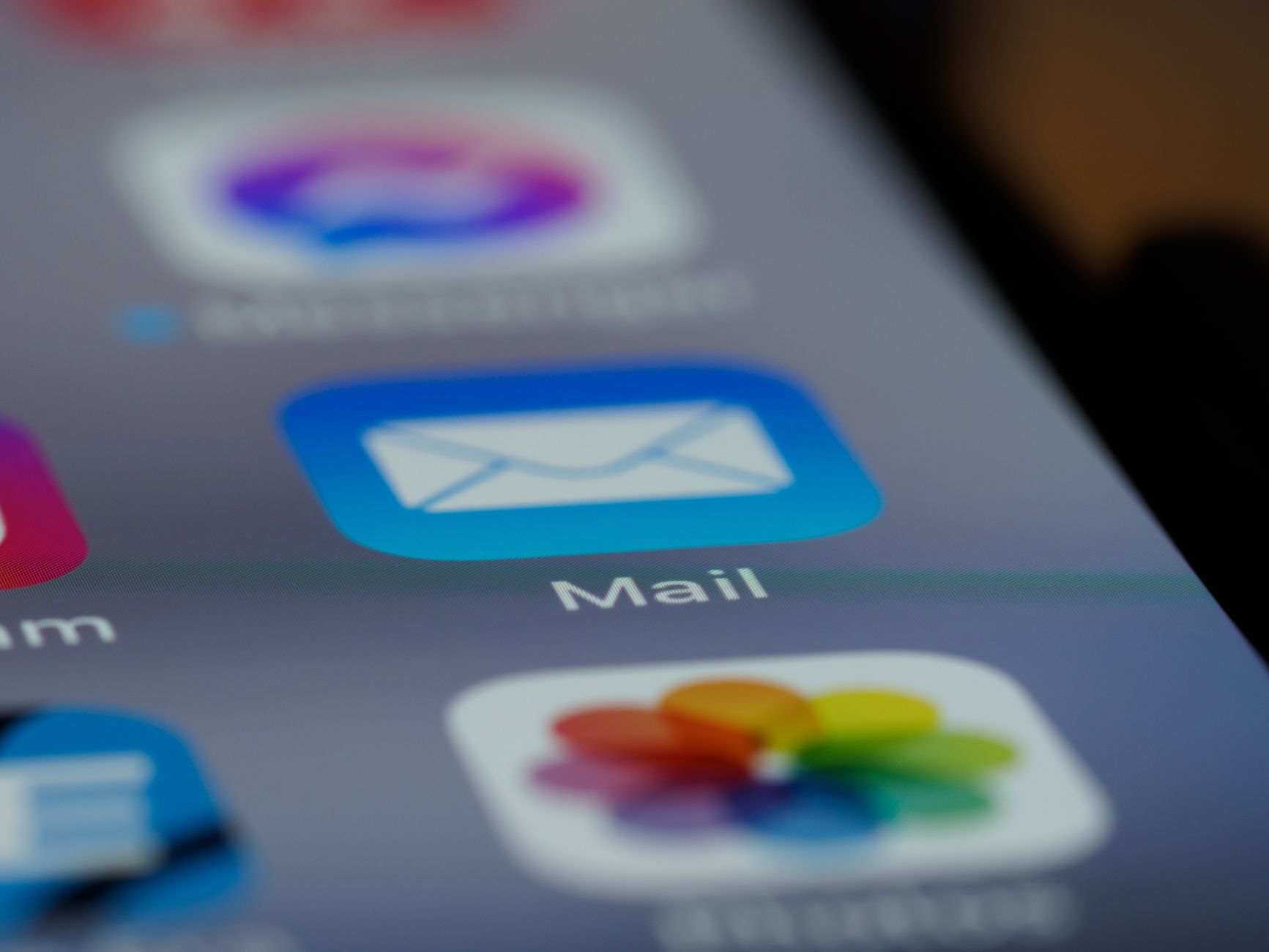 El truco de los expertos para crear prompts que escriban emails profesionales en español al instante