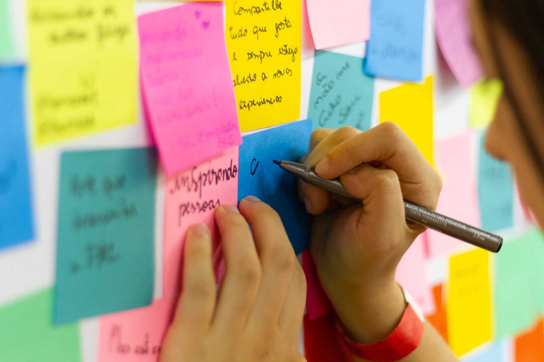 El truco de los expertos para prompts que generan ideas de contenido viral al instante